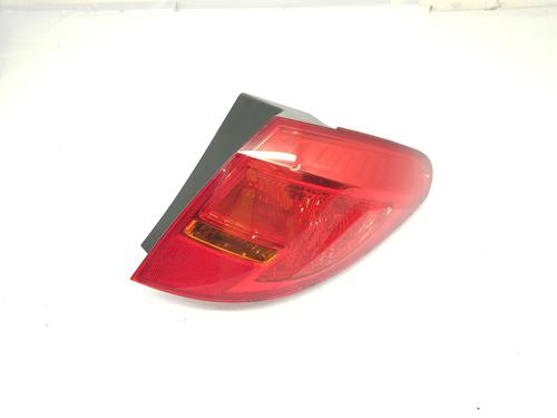 Feu arrière droit VAUXHALL MERIVA Mk II (B) (S10) 1.4 (101 hp) 32127366