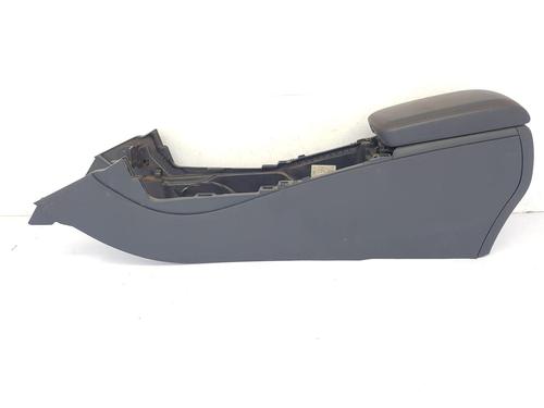 Used Armrest / Center console MERCEDES-BENZ GLA-CLASS (X156) GLA 200 CDI 4-matic (156.902) (136 hp) 27664512