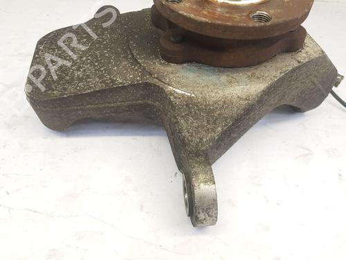 Right front steering knuckle MCLAREN MP4 Coupe 12C | BP22667106M26 