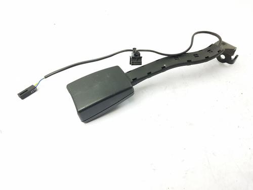 Front left belt tensioner VW GOLF VI (5K1) 1.6 TDI | BP29343304C87 