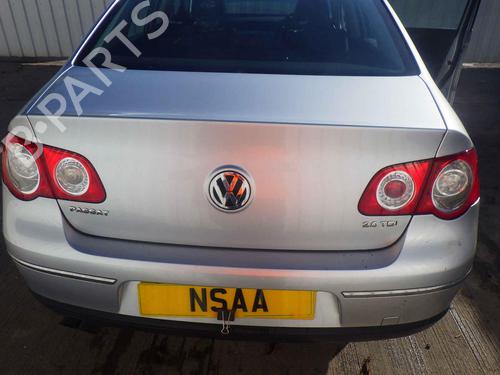 Left headlight VW PASSAT B6 (3C2) 2.0 TDI 16V | BP30161508C28