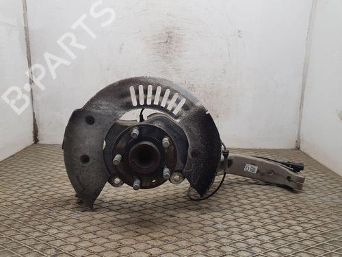 Used Left front steering knuckle JAGUAR F-PACE (X761) 2.0 TD4 (180 hp) 30627921