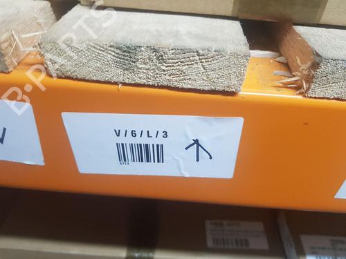 Porte-gobelet/Objets Porte-gobelet/Objets TESLA MODEL Y (5YJY) EV Performance All-wheel Drive (534 hp) 33966748 33966748