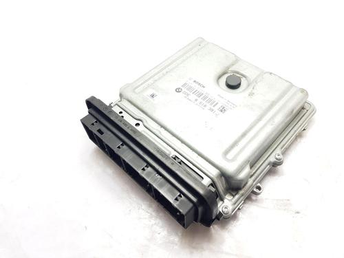 Centralina do motor BMW 5 (F10) 525 d (218 hp) 30864684