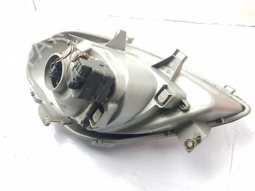 Right headlight VAUXHALL VIVARO A Van (X83) 1.9 DTI | BP32332012C29 