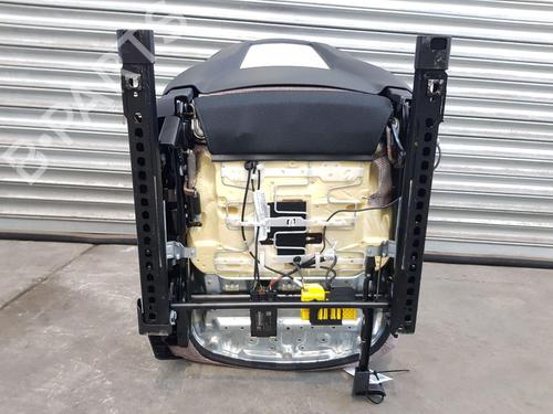 Stol venstre foran BMW i3 (I01) Electric | BP30445554C15 