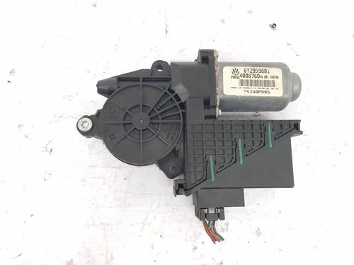 Used Left front window motor SKODA FABIA I Combi (6Y5) 1.4 TDI (75 hp) 22665125