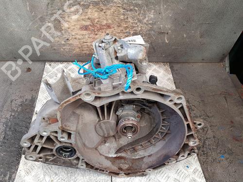 Used Gearbox VAUXHALL MERIVA Mk II (B) (S10) 1.4 (101 hp) 27664793
