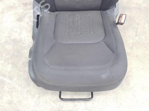 Right front seat LAND ROVER DEFENDER Station Wagon (L663) P300 Si4 4x4 | BP27689261C16 