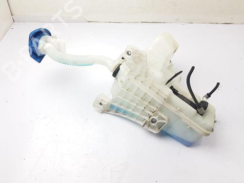 Used Windscreen washer tank Windscreen washer tank SKODA SCALA (NW1) 1.0 TSI (95 hp) 33726452 33726452