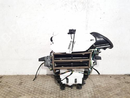 Chaufagebak CITROËN C4 CACTUS 1.6 BlueHDi 100 (99 hp) 30137919