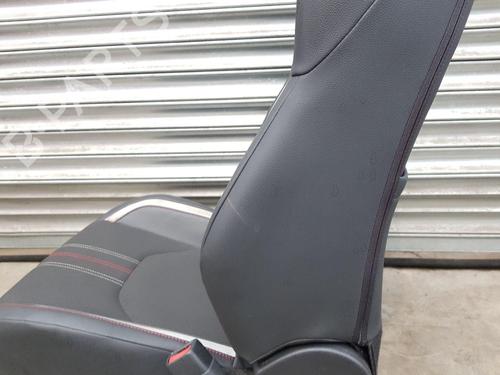 Right front seat TOYOTA COROLLA Hatchback (_E21_, _EA1_, _EH1_) 1.8 Hybrid (ZWE211, ZWE219) | BP29620591C16