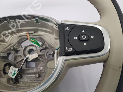 Steering wheel VOLVO XC60 II (246) D4 AWD | BP35933906C49 - Image 3