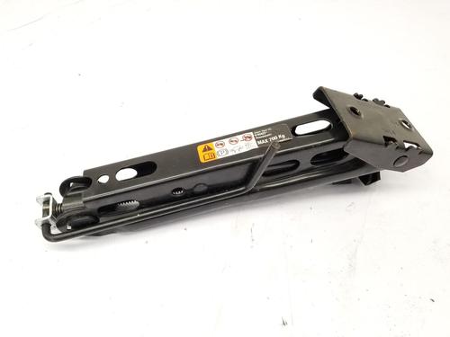 Used Jack Kit Jack Kit VAUXHALL CORSA Mk III (D) (S07) 1.4 (L08) (101 hp) 40221726 40221726