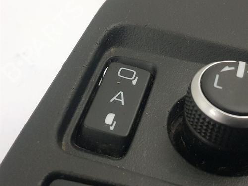 Right front window switch TOYOTA COROLLA Hatchback (_E21_, _EA1_, _EH1_) 2.0 Hybrid (MZEH12) | BP28413426I26