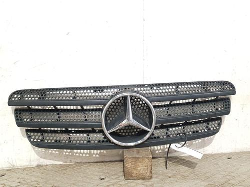 Grille MERCEDES-BENZ M-CLASS (W163) ML 270 CDI (163.113) | BP30713781C40