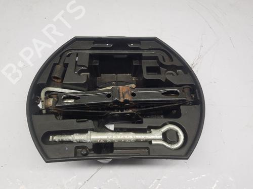 Used Jack Kit PEUGEOT 308 I (4A_, 4C_) 1.6 HDi (114 hp) 31301036