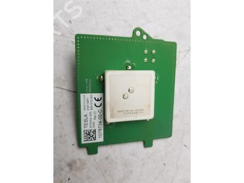 Electronic module TESLA MODEL 3 (5YJ3) EV AWD | BP38731859M83 - Image 2