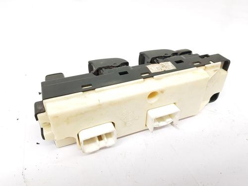 Fensterheberschalter rechts vorne ISUZU D-MAX I (TFR, TFS) 2.5 DiTD 4x4 (TFS86_) | BP30603594I26 