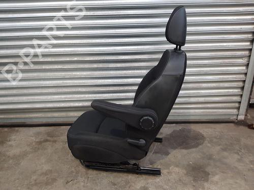 Right front seat NISSAN NV300 Van (X82)  | BP30924001C16 