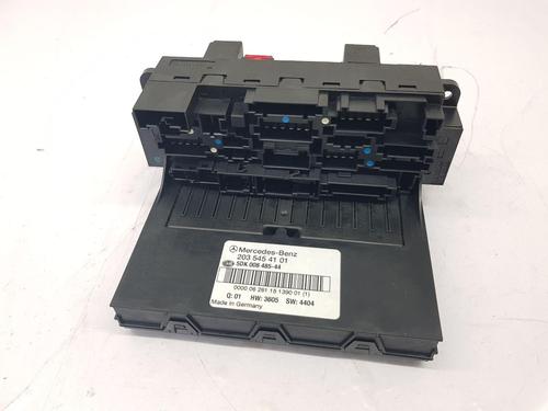 fuse-box-mercedes-benz-c-class-w203-2000-2001-2002-2003-2004-2005-2006-2007-33130869 main image