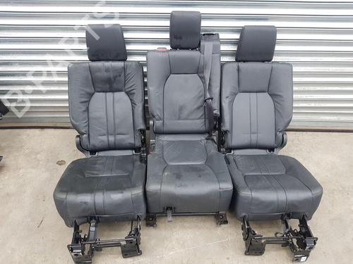 Right front seat LAND ROVER DISCOVERY IV (L319) 3.0 TD 4x4 | BP26915072C16 