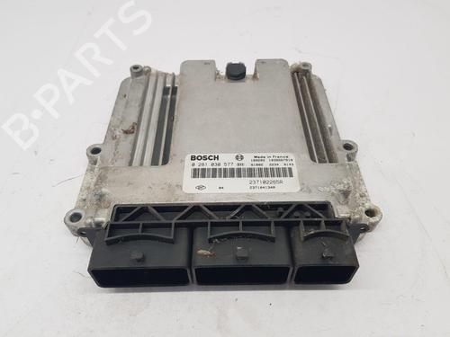 Used Engine control unit (ECU) Engine control unit (ECU) RENAULT MASTER III Van (FV) 2.3 dCi 110 FWD (FV0R, FV0W, FV1A) (110 hp) 33559046 33559046