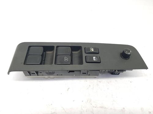 Used Right front window switch NISSAN X-TRAIL II (T31) 2.0 dCi 4x4 (173 hp) 28283913