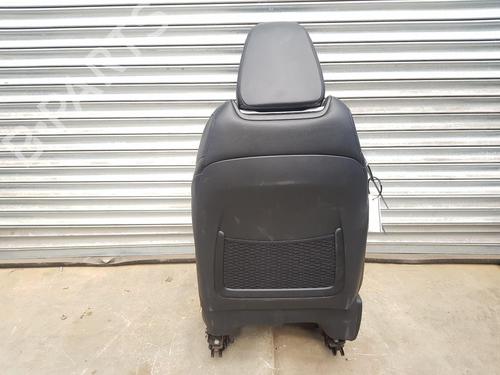 Right front seat MASERATI LEVANTE SUV (M161) 3.0 D Q4 | BP36052138C16  - Image 16