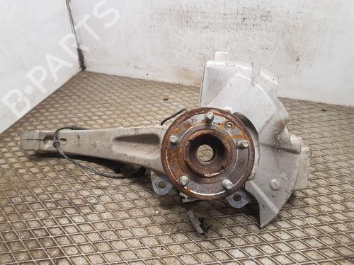 Used Right front steering knuckle LAND ROVER DEFENDER Station Wagon (L663) P300 Si4 4x4 (300 hp) 30948553