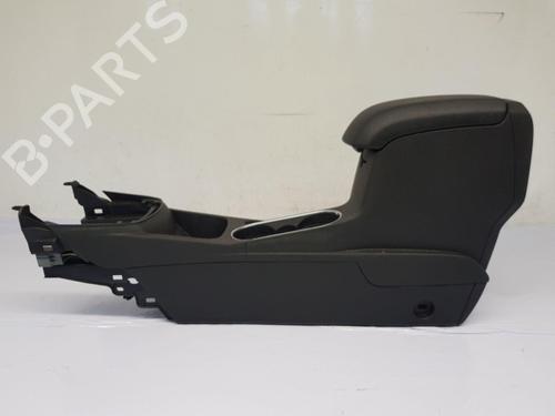 Used Armrest / Center console FORD FIESTA VI (CB1, CCN) 1.6 TDCi (95 hp) 30554418