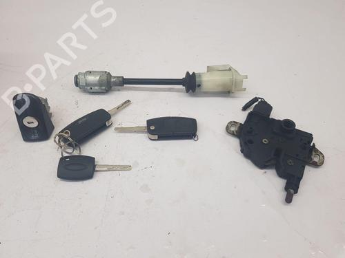 hood-lock-ford-focus-ii-da_-hcp-dp-2004-2005-2006-2007-2008-2009-2010-2011-2012-2013-36093511 main image
