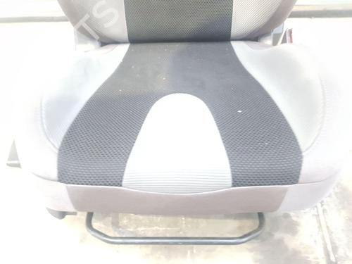 Right front seat SUBARU IMPREZA Saloon (GD) 2.0 i R AWD (GD9) | BP22659613C16 