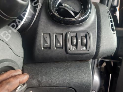 Radio VAUXHALL VIVARO B Van (X82) 1.6 CDTi | BP33853472E6  - Image 40