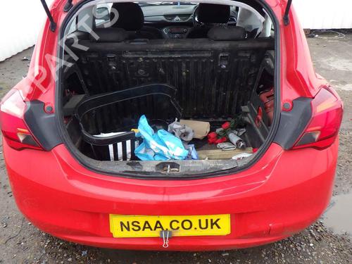 Used Parts VAUXHALL CORSA Mk IV (E) (X15) 1.2 (69 hp) 4309588