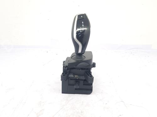 Used Gear lever Gear lever BMW 5 (G30, F90) 530 e Plug-in Hybrid (252 hp) 33473129 33473129