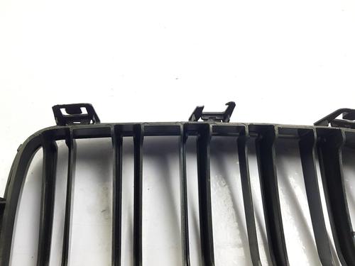 Grille BMW 3 (F30, F80) 330 d xDrive | BP22662377C40
