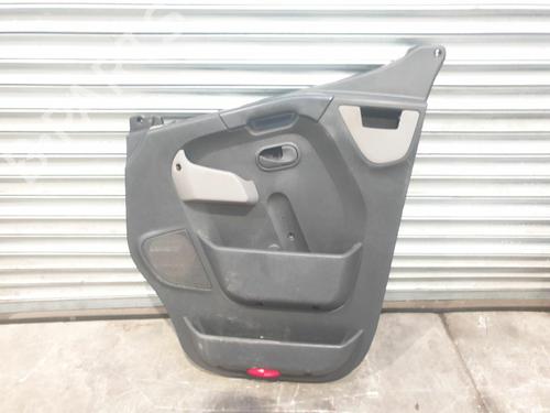 Garniture avant droite RENAULT MASTER III Van (FV) 2.3 dCi 110 FWD (FV0R, FV0W, FV1A) (110 hp) 30471632