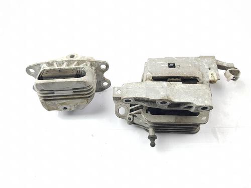 Used Engine mount BMW 2 Active Tourer (F45) 216 d (116 hp) 30045149