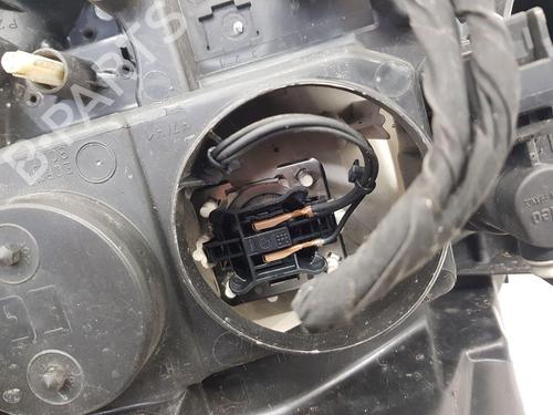 Right headlight RENAULT CLIO III (BR0/1, CR0/1) 1.2 16V (BR0P, CR0P) | BP31075435C29 