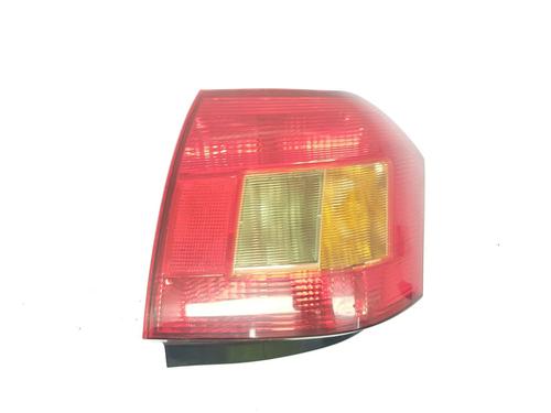 Farolim esquerdo TOYOTA COROLLA (_E12_) 1.6 VVT-i (ZZE121_, ZZE121R) (110 hp) 32127361