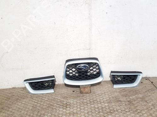 Grelha Grelha SUBARU IMPREZA Estate (GG) 2.0 i R AWD (GG9) (160 hp) 32375113 32375113