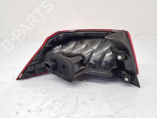 Right taillight VW PASSAT B8 (3G2, CB2) 2.0 TDI | BP33944506C35 - Image 4