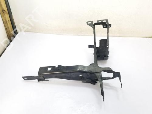 Venstre forlygtestøtte BMW 3 (G20, G80, G28) 320 i (184 hp) 26569923