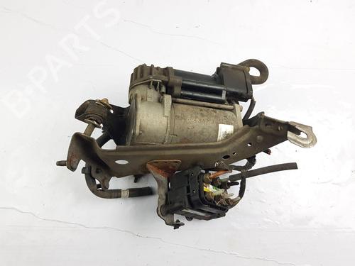 Used Suspension compressor MERCEDES-BENZ GLC (X253) [2015-2022]  26134925