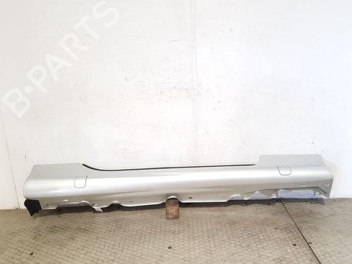 Used Right sideskirt Right sideskirt MERCEDES-BENZ SL (R230) 350 (230.467) (245 hp) 30045418 30045418