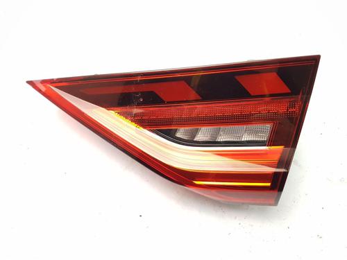 Używane Lampa tylna klapy bagażnika prawa AUDI A1 Sportback (GBA) 35 TFSI (150 hp) 32352681