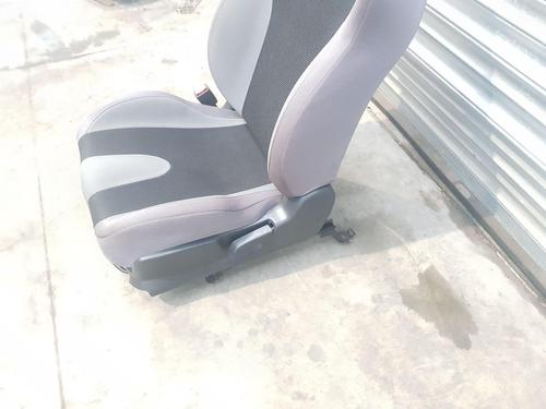 Right front seat SUBARU IMPREZA Saloon (GD) 2.0 i R AWD (GD9) | BP22659613C16 