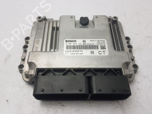 engine-control-unit-ecu-honda-cr-v-ii-rd_-2001-2002-2003-2004-2005-2006-2007-34639139 main image