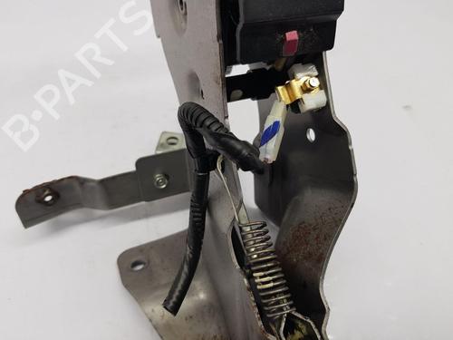 Hand brake HONDA CR-V III (RE_) 2.2 i-CTDi 4WD (RE6) | BP29756025I18 